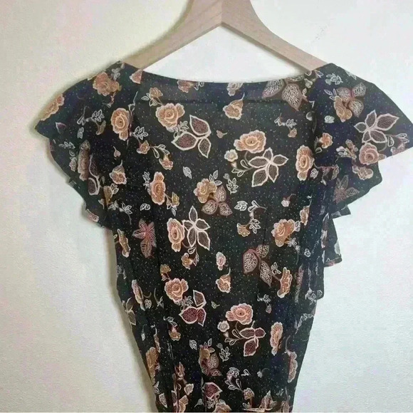 ROCK AND ROLL COWGIRL Flutter Sleeve Floral Print Wrap Dress Size Small - Picture 4 of 13